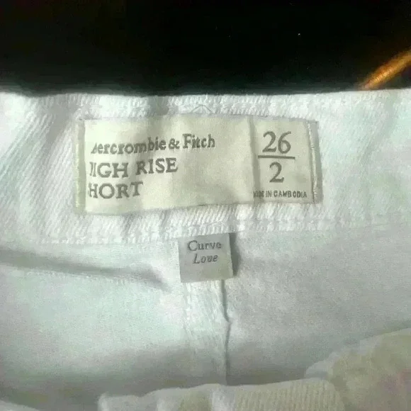 Abercrombie & Fitch white curve love frayed him high-rise denim shorts festival - Picture 4 of 5